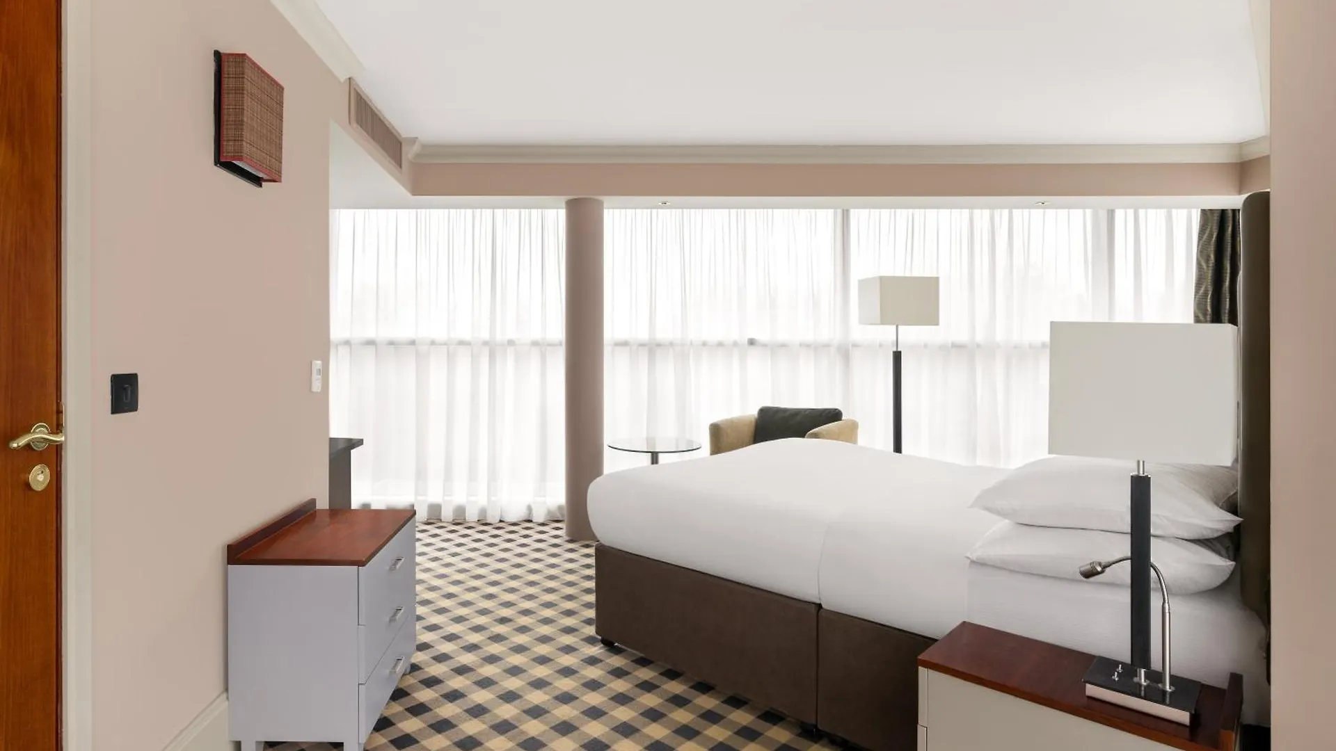 ****  Doubletree By Hilton Hotel Newcastle International Airport United Kingdom
