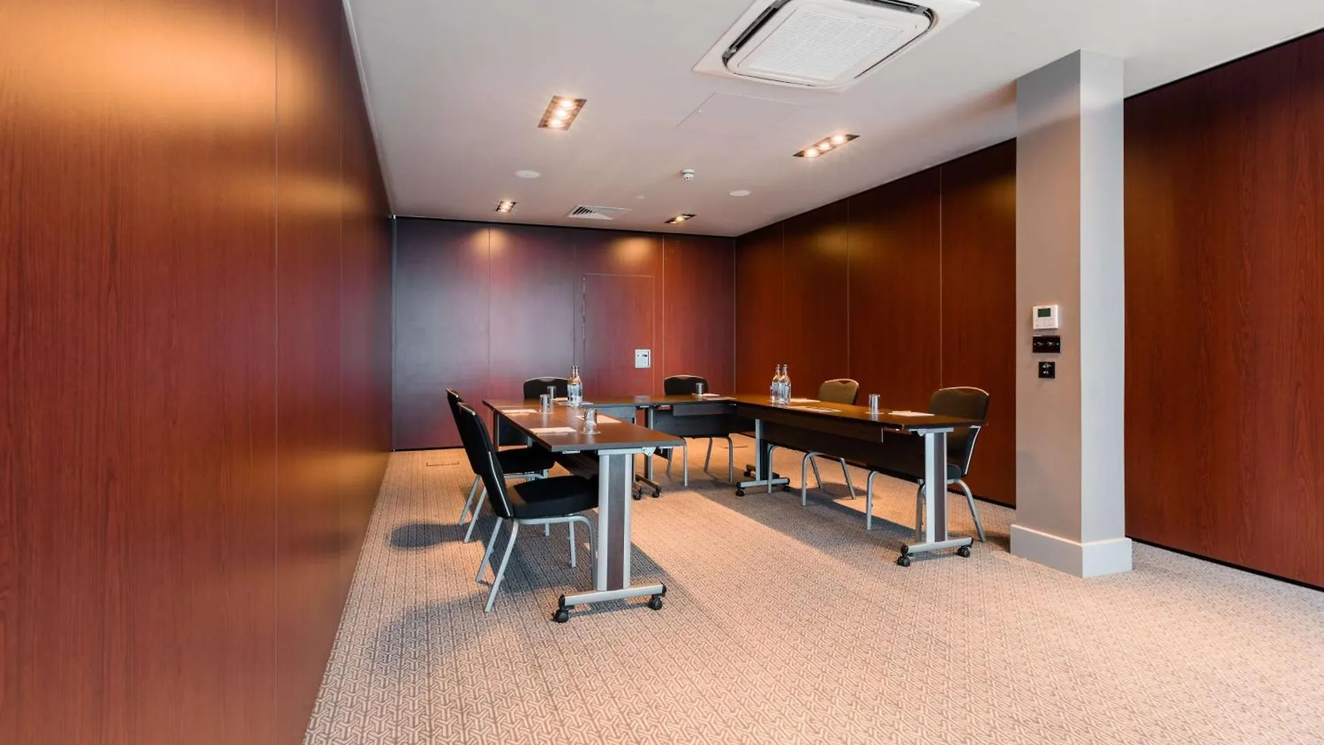 Doubletree By Hilton Hotel Newcastle International Airport
